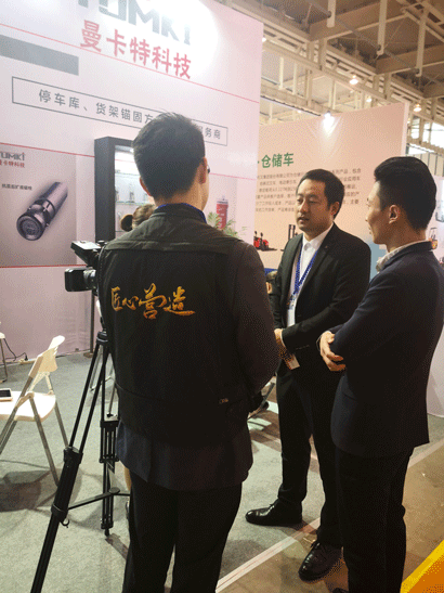 央視匠心欄目組采訪曼卡特技術(shù)總工李先生