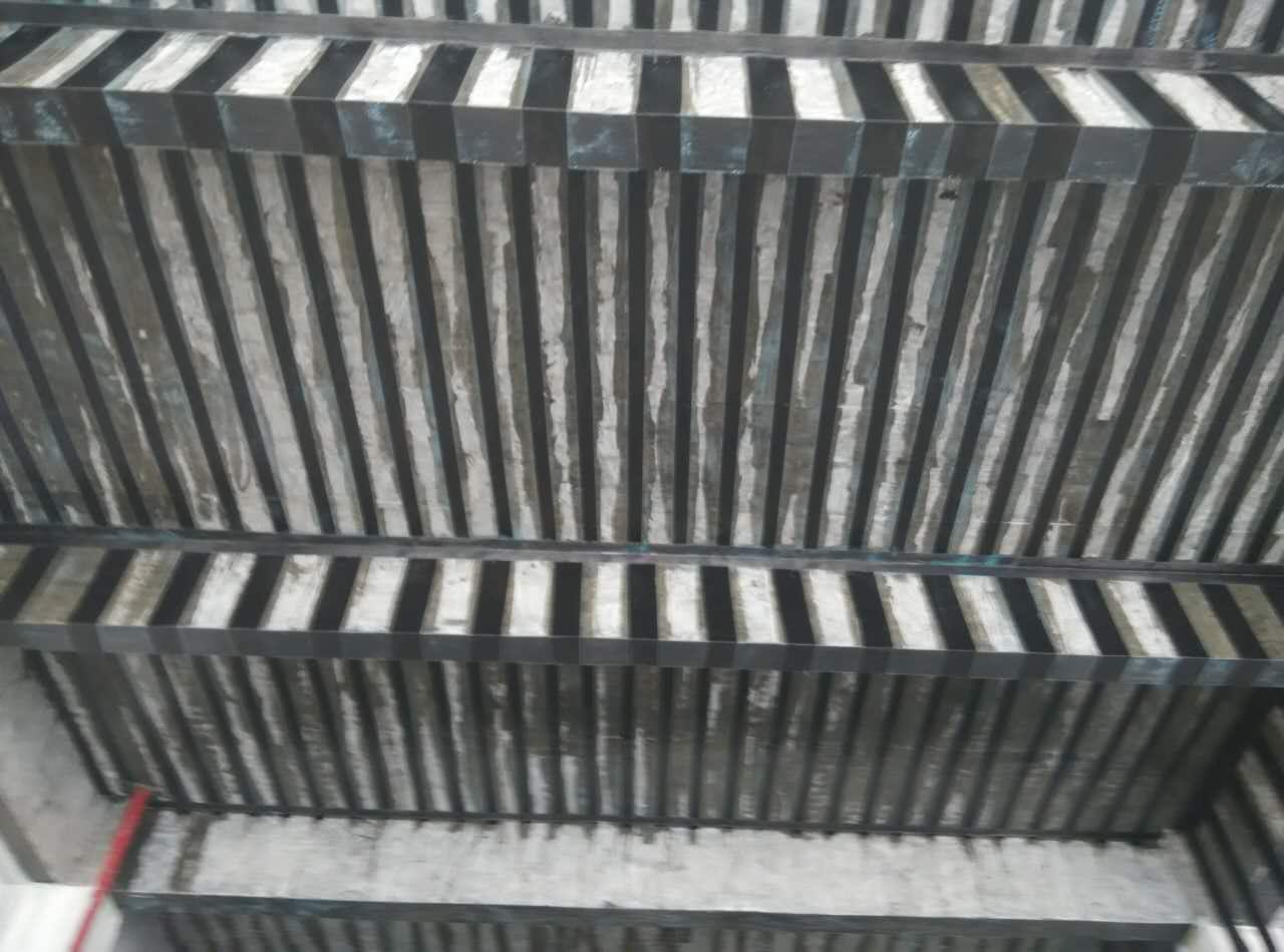 湖北碳纖維布加固現(xiàn)場