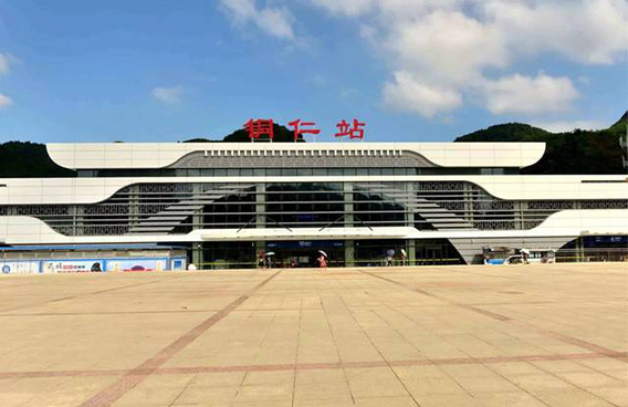 【化學(xué)錨栓】曼卡特植筋膠+化學(xué)錨栓螺桿助力銅玉鐵路即將在今年上半年通車?yán)? title=