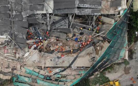 上海長(zhǎng)寧區(qū)墻體倒塌事故