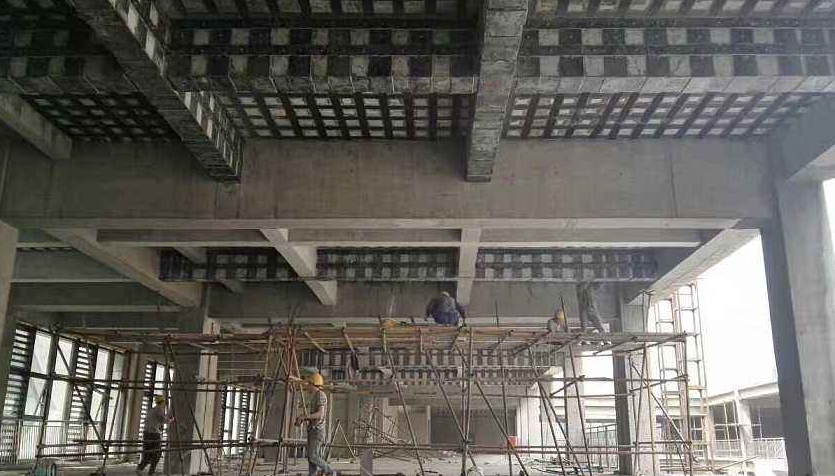 粘鋼加固如何避免空鼓現(xiàn)象