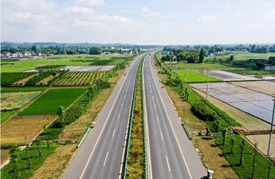 成都大件路十三年前四川固特用的南京曼卡特加固材料：今日案例，明日典范