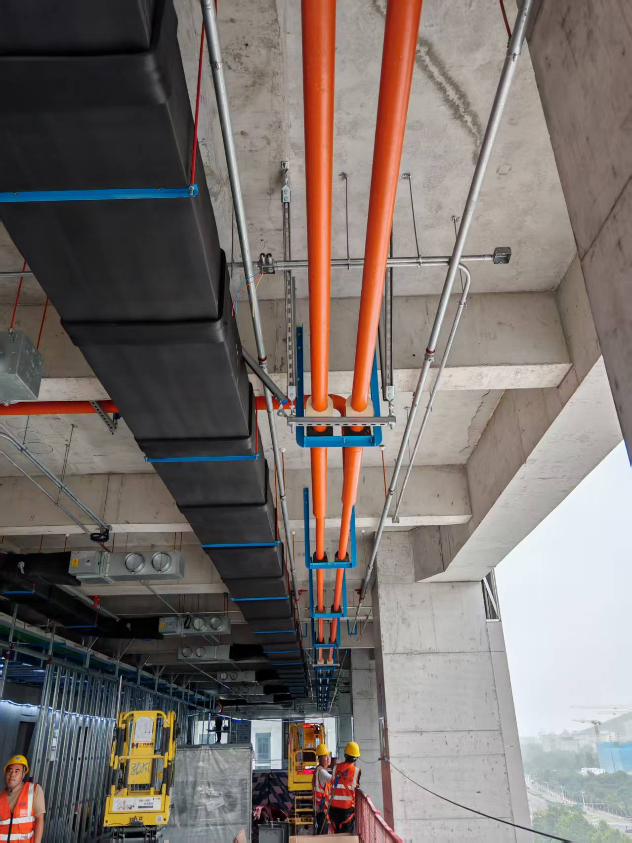 曼卡特抗震支架為江寧保稅區(qū)科創(chuàng)樓撐起安全&ldquo;保護(hù)傘&rdquo;