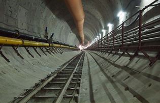 深圳高鐵隧道裂縫修補(bǔ)加固